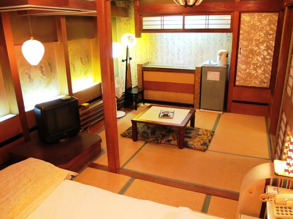Auberge de jeunesse Yoshi'S House à Ōsaka Chambre photo